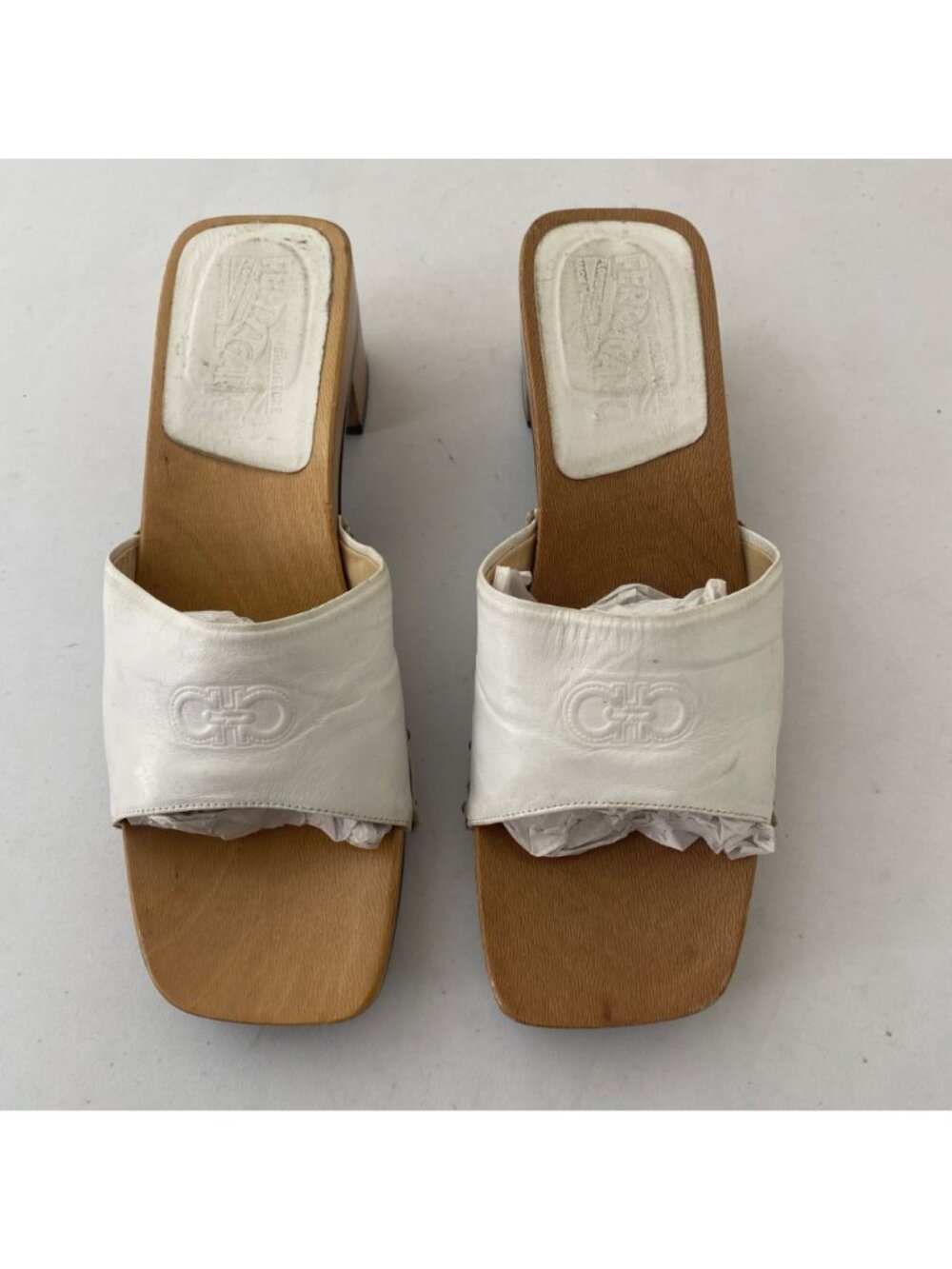 Salvatore Ferragamo Wood Heels Shoes White - Picture 4 of 9